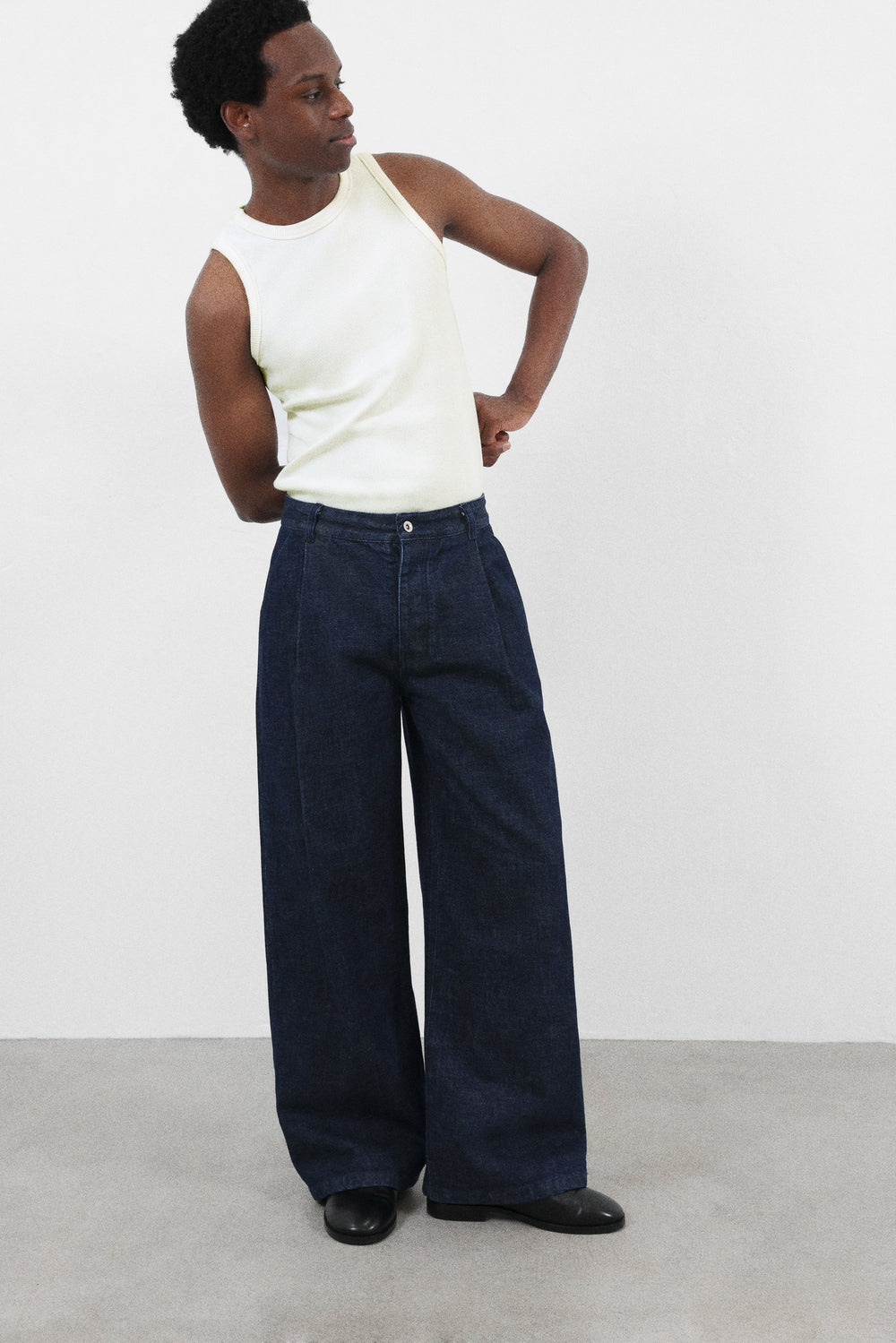 THE DAILY RAW DENIM JEANS - INDIGO