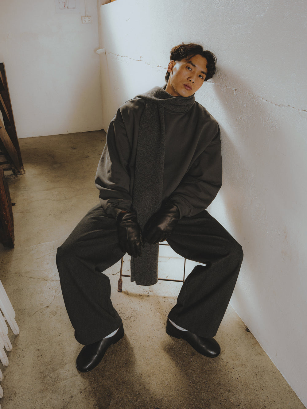 CREWNECK SWEATSHIRT - BASALT
