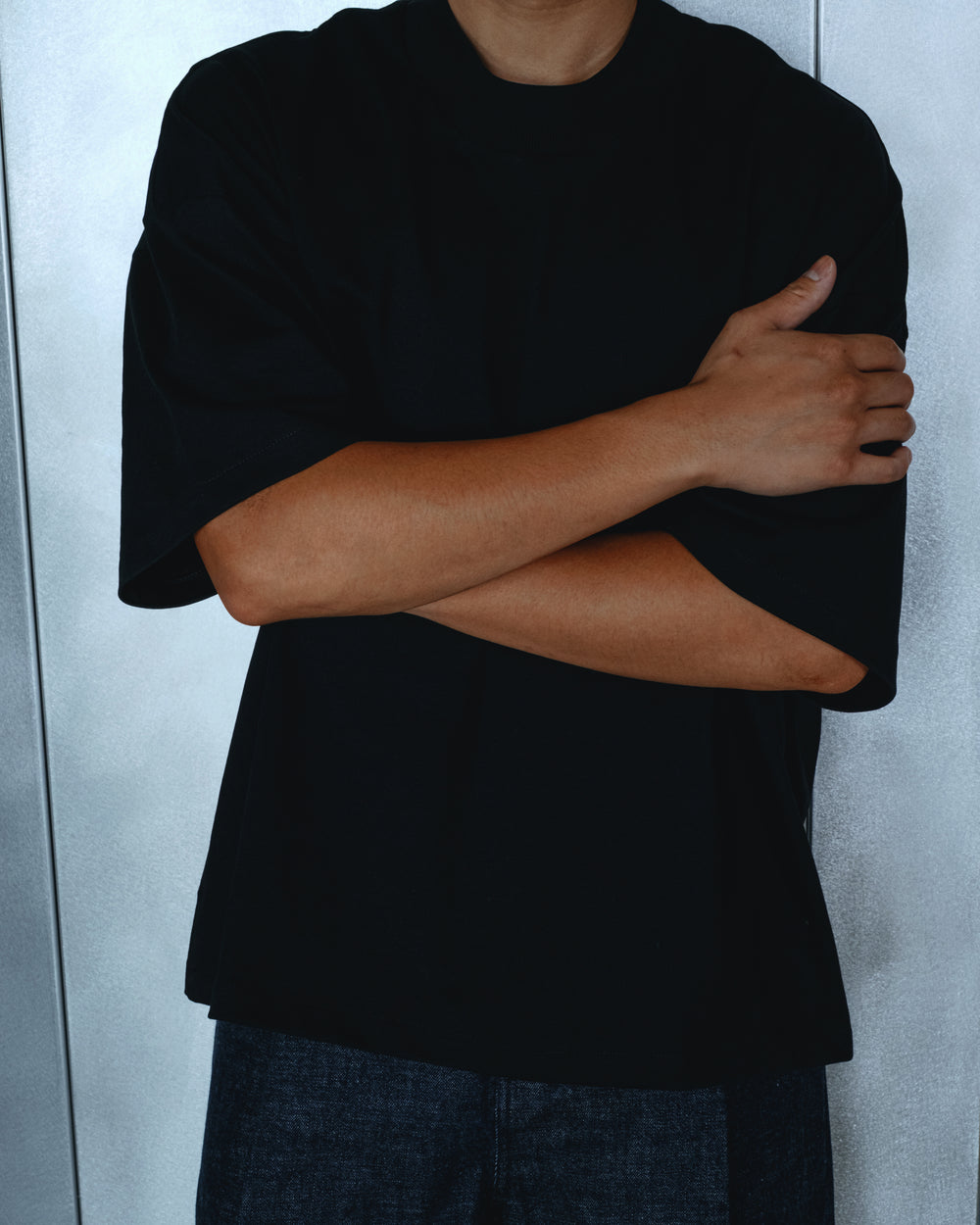 THE DAILY T-SHIRT - BLACK