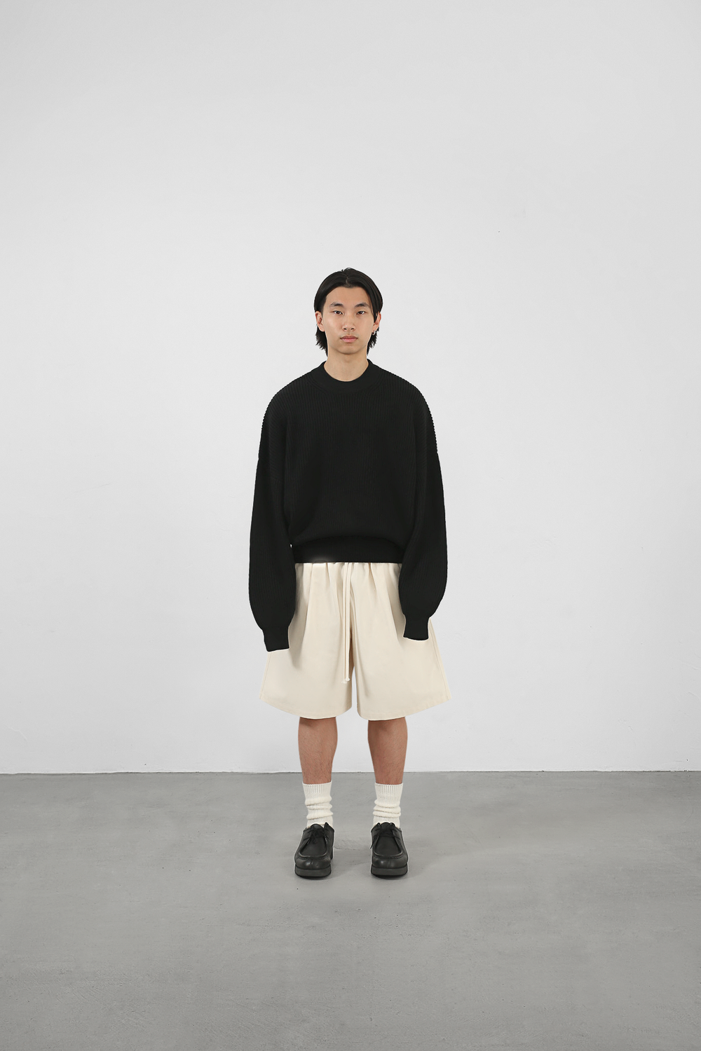 THE MERINO WOOL SWEATSHIRT - BLACK