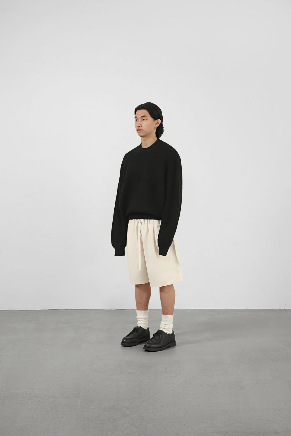 THE MERINO WOOL SWEATSHIRT - BLACK